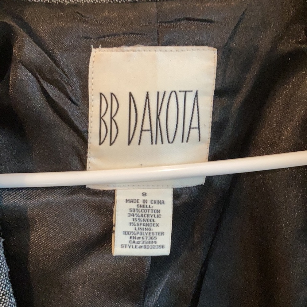 Jacket - Picture 3 of 3